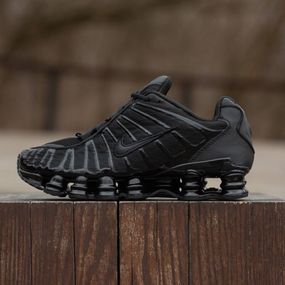 Кросівки весна-літо Nike Shox TL колір чорний