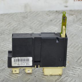 Блок керування склопідіймачем передній лівий Citroen C4 2004-2011 Блок скла лівий Сітроен ц4 965484100