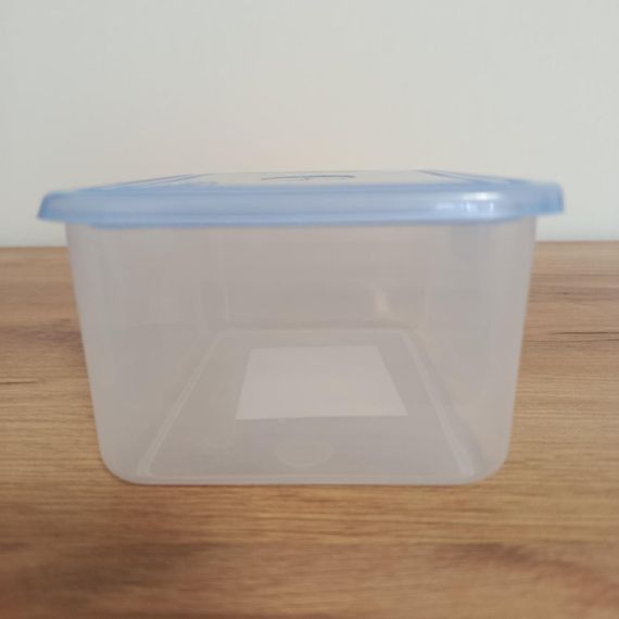 Контейнер для їжі харчовий пластиковий з кришкою Curver Food Keeper 800 мл (03871) | Зображення 3
