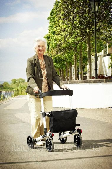 Роллатор Rollator Comfort Walker Black 311100-453 / Альтернатива костылям / Ходунки для взрослых | Зображення 8