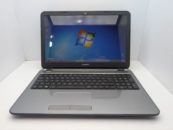 Ноутбук HP Compaq 15 / 15.6" (1366x768) TN / AMD A4-5000 (4 ядра по 1.5 GHz) / 8 GB DDR3 / 500 GB HDD / AMD Radeon HD 8330 Graphics / WebCam / DVD-ROM б/у | Зображення 1