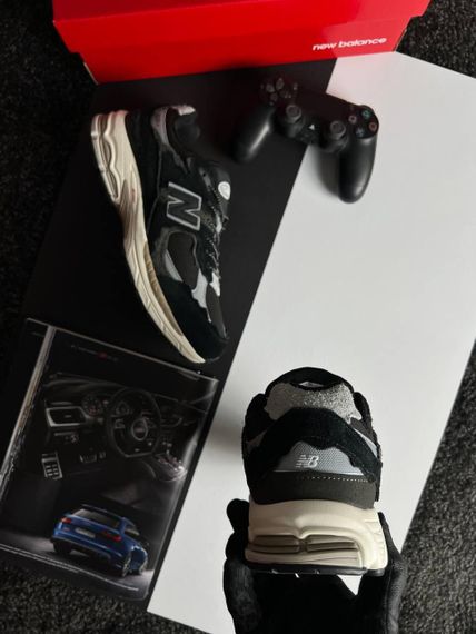 Мужские зимние кроссовки  New 2002R Gore-Tex Black Beige , Вьетнам 44 | Зображення 2