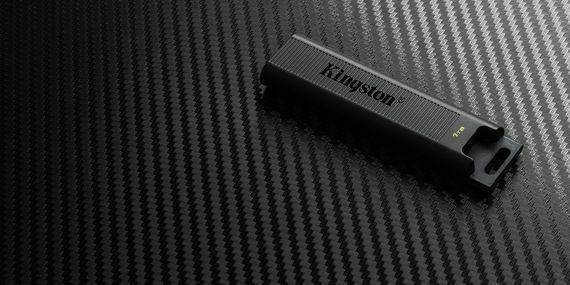 USB флеш накопичувач Kingston 256GB DataTraveler Max USB 3.2 Type-C (DTMAX/256GB) (DTMAX/256GB) | Зображення 2