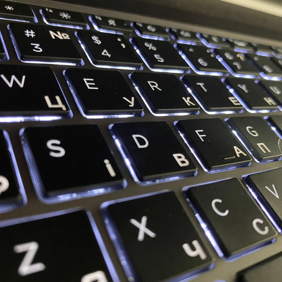 Мобильная рабочая станция Б-класс HP zBook 15 G6 / 15.6" (1920x1080) IPS / Intel Core i7-9850H (6 (12) ядер по 2.6 - 4.6 GHz) / 16 GB DDR4 / 128 GB SSD + 500 GB HDD / nVidia Quadro T1000, 4 GB GDDR5, 128-bit / Fingerprint / WebCam / HDMI б/у + Подарок | Зображення 5