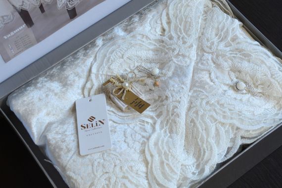 Велюрова скатертина Selin Yagmur 160×350 см Кремова | Зображення 2