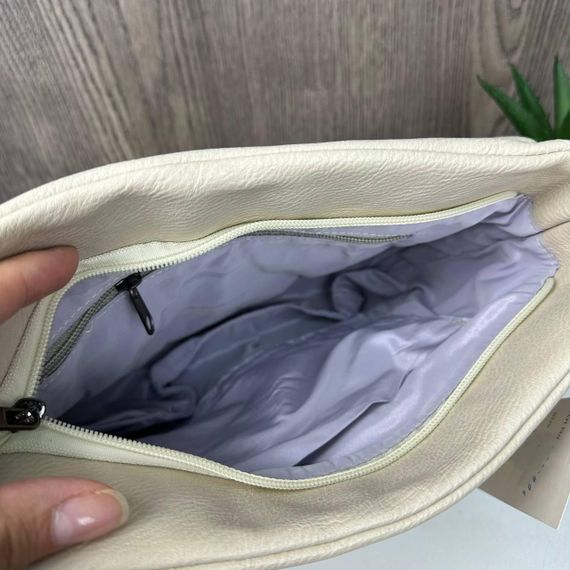 Жіноча сумка через плече крос-боді маленька стильна стьобана на ланцюжку Молочна 1582М | Зображення 4