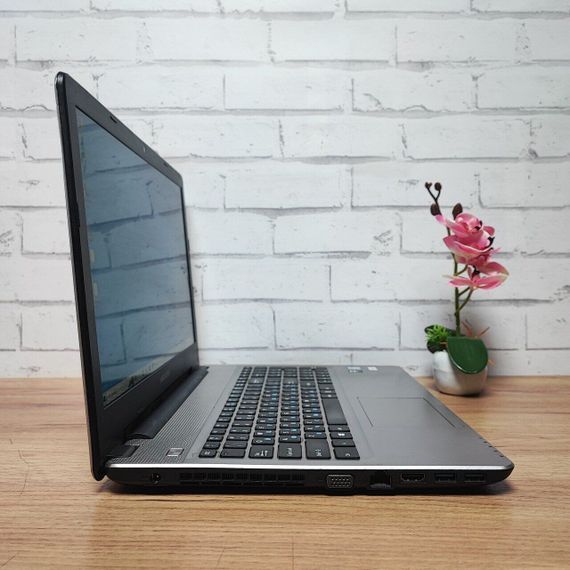 Ноутбук Б-класс Medion Akoya E6424 / 15.6" (1920x1080) TN / Intel Core i5-6267U (2 (4) ядра по 2.9 - 3.3 GHz) / 12 GB DDR3 / 128 GB SSD + 1000 GB HDD / Intel Iris Graphics 550 / WebCam б/у | Зображення 4