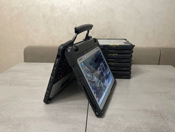 Защищенный нетбук-трансформер Panasonic Toughbook CF-33 / 12.5" (2160x1440) IPS Touch / Core i7-7600U (2 (4) ядра по 2.8 - 3.9 GHz) / 16GB DDR3 / 500GB SSD / HD Graphics 620 / WebCam / GPS / Два АКБ / Стилус б/у + Подарок Проводная мышь USB | Зображення 5