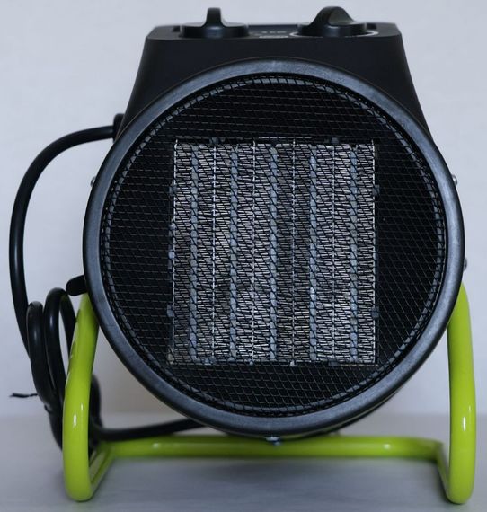 Електричний обігрівач Gardyer 3,0 кВт, площа обігріву 30 кв., підлоговий, чорний (HE3000) | Зображення 2