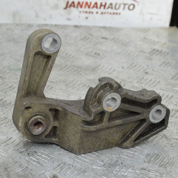 Кронштейн коробки перемикання передач Mazda 5 1.8 16V 2005-2010 Кріплення лапа КПП Мазда 5 | Зображення 1