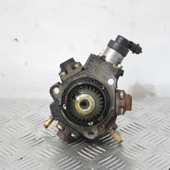 ПНВТ 2.0 DCI Renault Trafic Laguna III 2000-2014 Паливний насос високого тиску Рено Трафік Лагуна 3 8200690744