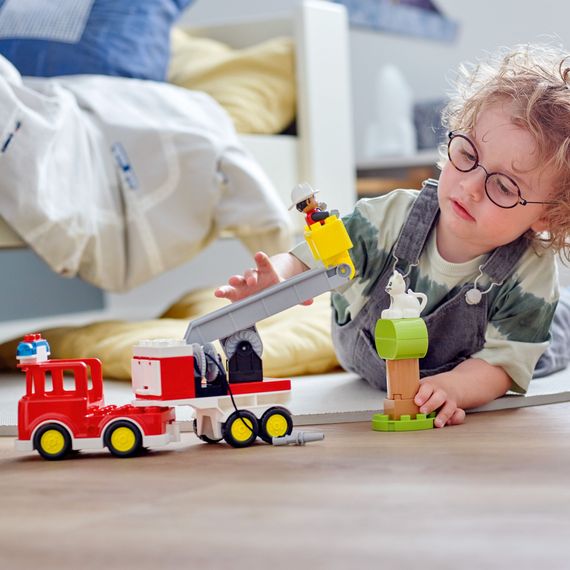 Конструктор LEGO DUPLO Town Пожежна машина 21 деталь (10969) | Зображення 3