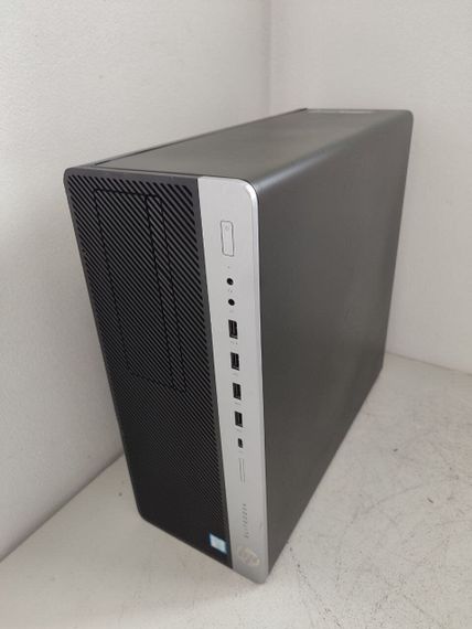 Комп'ютер HP EliteDesk 800 G3 Tower / Intel Core i7-7700 (4 (8) ядра по 3,6 - 4,2 ГГц) / 16 ГБ DDR4 / 256 ГБ SSD / nVidia Quadro M2000, 4 ГБ GDDR5, 128-біт б/в | Зображення 1