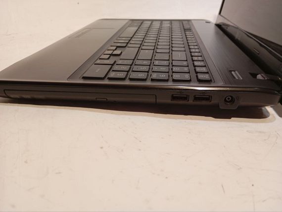 Ноутбук Б-класс LG S525 / 15.6" (1366x768) TN / Intel Pentium B950 (2 ядра по 2.1 GHz) / 8 GB DDR3 / 500 GB HDD / Intel HD Graphics / WebCam / АКБ не берет заряд б/у | Зображення 5