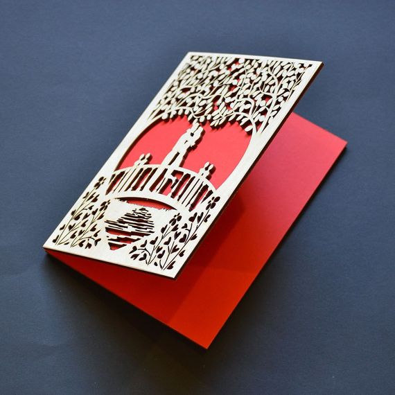 Свадебная открытка "Мост влюбленных". Деревянная открытка на свадьбу, помолвку, годовщину, бракосочетание | Зображення 1