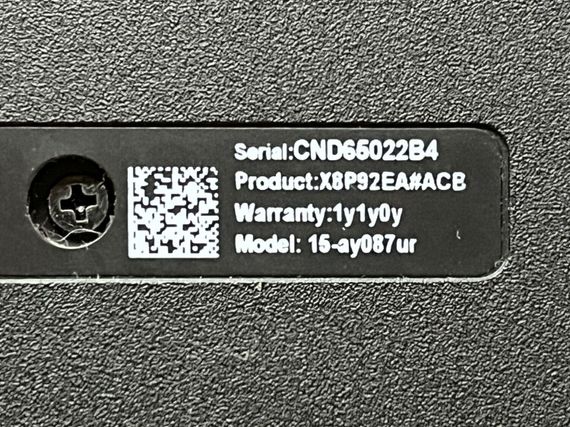 Ноутбук Б-клас HP 15-ay087ur / 15.6" (1366x768) TN / Intel Pentium N3710 (4 ядра по 1.6 - 2.56 GHz) / 4 GB DDR3 / 500 GB HDD / Intel HD Graphics / WebCam / Акб не працює б/в | Зображення 2