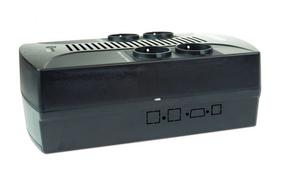 Джерело безперебійного живлення EnerGenie EG-UPS-001 із стабілізатором змінної напруги, 650 ВтA | Зображення 2