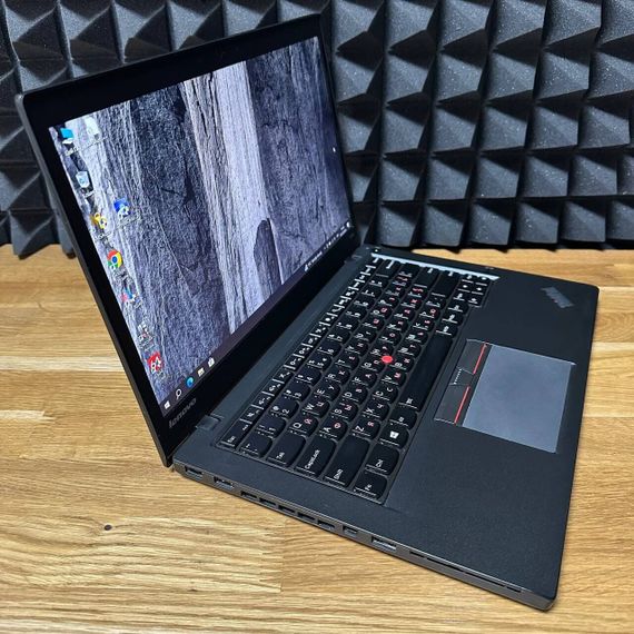 Ноутбук Б-клас Lenovo ThinkPad T450s / 14" (1920x1080) IPS / Intel Core i5-5200U (2 (4) ядра по 2.2 - 2.7 GHz) / 8 GB DDR3 / 128 GB SSD / Intel HD Graphics 5500 / WebCam б/в | Зображення 6