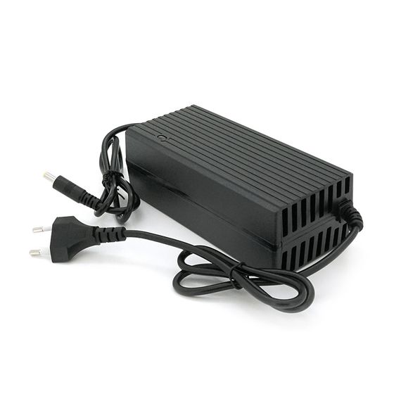 Зарядний пристрій Jinyi для акумуляторів LiFePo4 12V(14,6V),4S,5A,штекер 5.5*2.5,з індикацією,BOX | Зображення 1