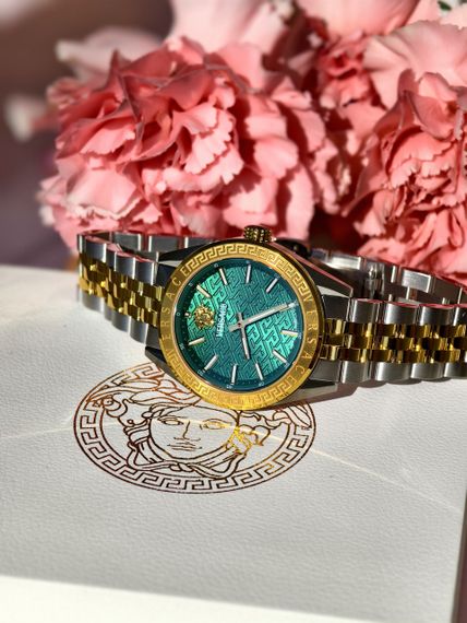 Жіночий годинник Versace VE8l00424 | Зображення 1