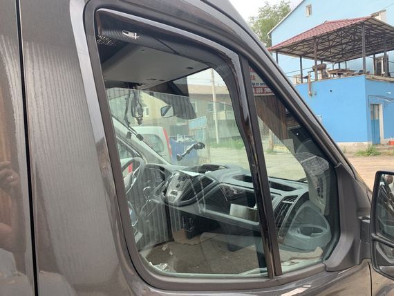 Ветровики вставные (2 шт, HIC) для Ford Transit 2014-2024 гг | Зображення 1