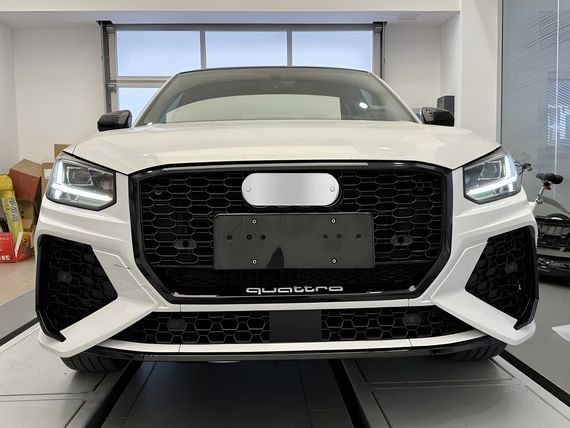 Передній бампер RSQ-Style (2016-2024) для Ауди Q2 2016- рр | Зображення 1