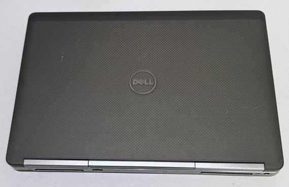 Мобільна робоча станція Dell Precision 7520 / 15.6" (1920x1080) IPS /  Intel Xeon E3-1505M v6 (4(8) ядра по 3.0 - 4.0 GHz)  / 16 GB DDR4 / 256 GB SSD / nVidia Quadro M2200, 4 GB GDDR5, 128-bit / WebCam б/в | Зображення 3