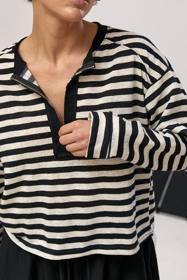 Легкий в'язаний лонгслів у смужку - чорний цвет, ONE SIZE (є розміри) | Зображення 3