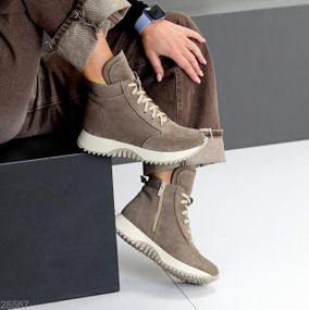 Шикарні замшеві спортивні черевики на флісі колір капучино 37