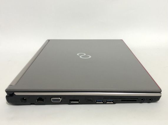 Мобільна робоча станція Б-клас Fujitsu Celsius H760 / 15.6" (1920x1080) IPS / Intel Core i5-6440HQ (4 ядра по 2.6 - 3.5 GHz) / 16 GB DDR4 / 256 GB SSD / nVidia Quadro M600M, 2 GB GDDR5, 128-bit / WebCam / Win 10 Pro б/в | Зображення 3