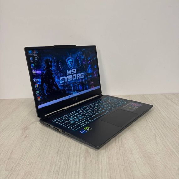 Игровой ноутбук Б-класс MSI Cyborg 15 A12VF / 15.6" (1920x1080) IPS / Intel Core i5-12450H (8 (12) ядер по 3.3 - 4.4 GHz) / 16 GB DDR5 / 512 GB SSD M.2 / nVidia GeForce RTX 4060, 8 GB GDDR6, 128-bit / WebCam б/у | Зображення 5