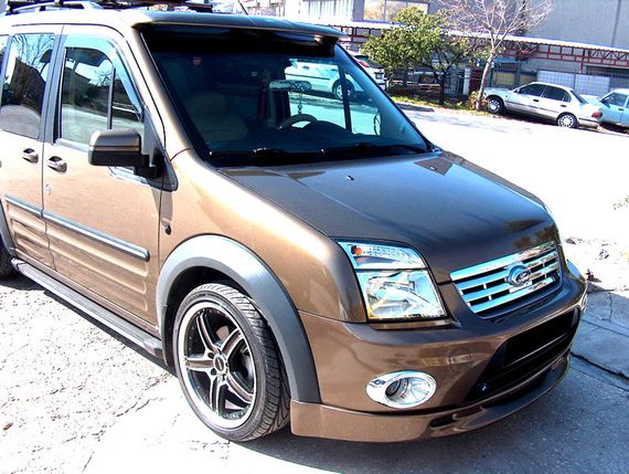 Передняя нижняя юбка (под покраску) для Ford Connect 2010-2013 гг | Зображення 3