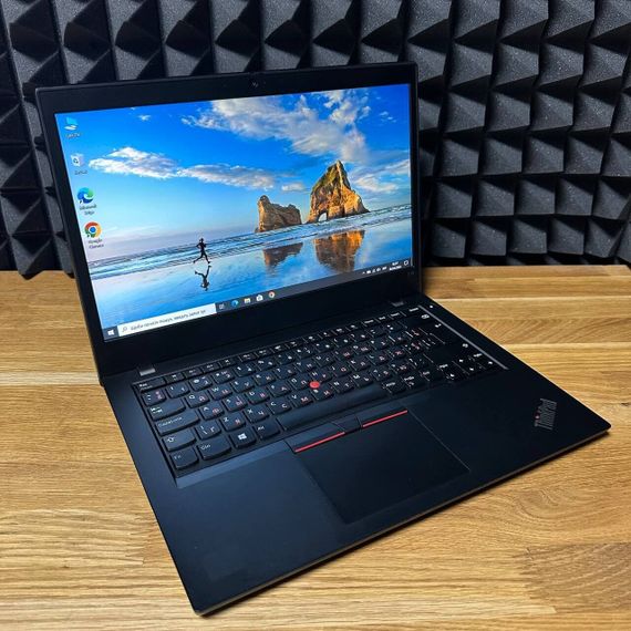 Ультрабук Б-класс Lenovo ThinkPad L14 Gen 1 / 14" (1920x1080) IPS / AMD Ryzen 5 Pro 4650U (6 (12) ядер по 2.1 - 4.0 GHz) / 8 GB DDR4 / 256 GB SSD / AMD Radeon RX Vega 6 Graphics / WebCam б/у | Зображення 2