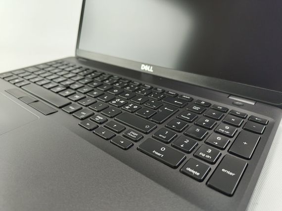 Ультрабук Dell Latitude 5501 / 15.6" (1920x1080) IPS / Intel Core i7-9850H (6 (12) ядра по 2.6 - 4.6 GHz) / 16 GB DDR4 / 240 GB SSD M.2 / Intel UHD Graphics 630 / WebCam б/в | Зображення 2