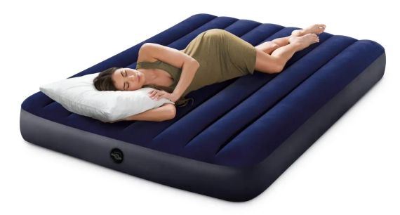 Надувной матрас с подушкой и насосом Intex Classic Downy Airbed 191х137х25см | Зображення 2