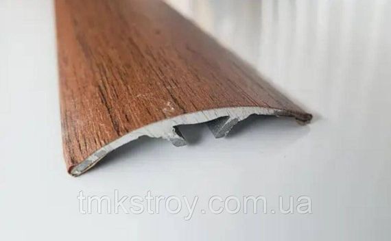 Пороговая планка разных цветов 30*3 мм полукруглая ламинированная 180, орех лесной, открытый | Зображення 1