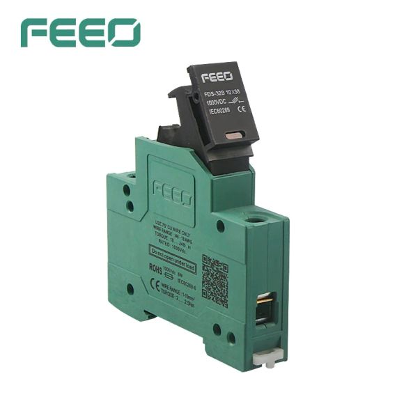 Запобіжник 6,8,10,15,20,25,30А (обмежувач) в корпусі DC FEEO 1000V FDS-32B 10х38 (з тримачем/роз'єднувачем) | Зображення 1