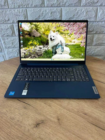 Ноутбук Lenovo Ideapad Slim 3 15IRU8 15.6" FHD IPS i5 1335U 8Gb SSD 256Gb  Б/В