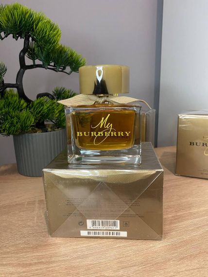 Парфумована вода Burberry My Burberry 90 ml. | Зображення 2
