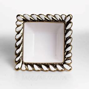 Тарілка глибока порцелянова Tiffany квадратна 15х15х7 см ML2007