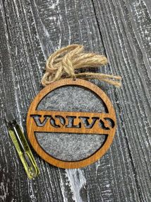 Автомобільний освіжувач повітря з парфумованою олією з логотипом Volvo 355634