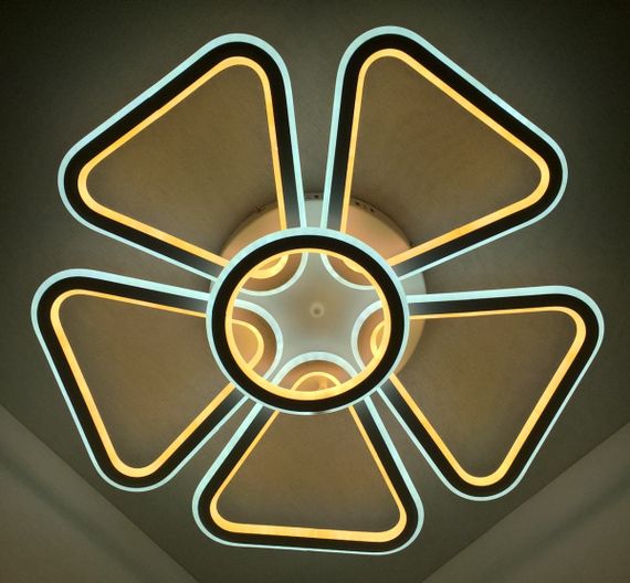 Люстра світлодіодна стельова LED світильник для квартири на стелю лед 25573 Білий 10х62х62 см.