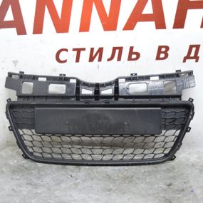 Решітка радіатора Hyundai i30 2007-2012 Решітка бампера центральна Хюндай ай30 865612L010