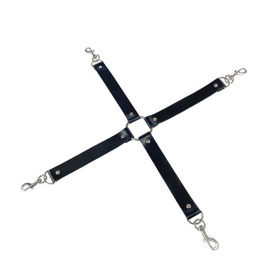 Хрестовина з натуральної шкіри Art of Sex - 4 Way Connector, Чорний | Зображення 1