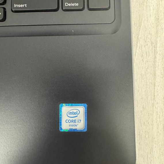 Мобільна робоча станція Dell Precision 7510 / 15.6" (1920x1080) IPS / Intel Core i7-6820HQ (4 (8) ядра по 2.7 - 3.6 GHz) / 8 GB DDR4 / 256 GB SSD / AMD FirePro W5170M, 2 GB GDDR5, 128-bit б/в | Зображення 4