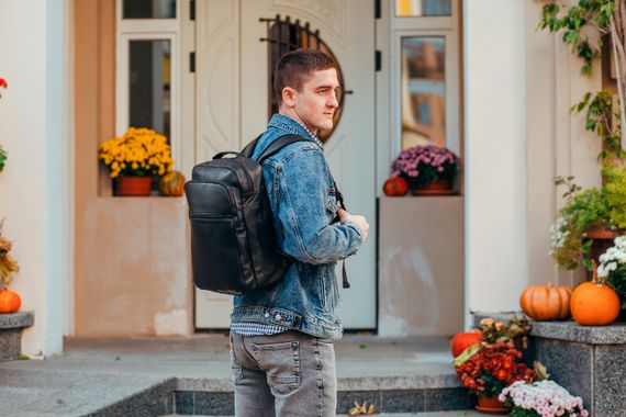 Чоловічий шкіряний рюкзак для поїздок і прогулянок чорний Tiding Bag B72-57357 | Зображення 2