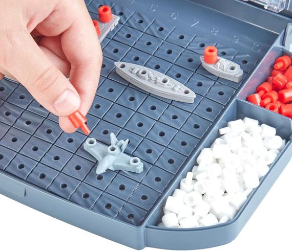 Настільна гра Морський бій з літаками Оригінал Hasbro Gaming Battleship with Planes | Зображення 4