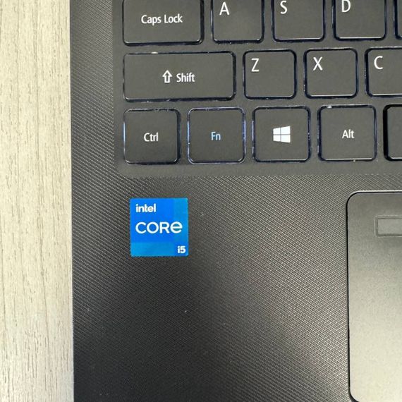 Ультрабук Б-клас Acer TravelMate P214-53 / 14" (1920x1080) IPS / Intel Core i5-1135G7 (4 (8) ядра по 2.4 - 4.2 GHz) / 8 GB DDR4 / 256 GB SSD/ Intel Iris Xe Graphics / WebCam б/в | Зображення 3
