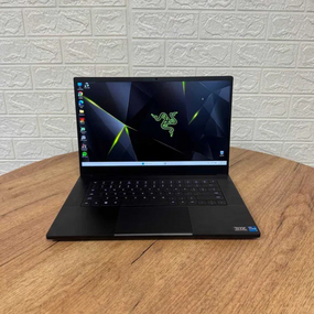 Ноутбук Razer Blade 15 RZ09-0421 2K IPS 240Hz i7 12800H 16Gb SSD 1Tb RTX 3060 Б/В