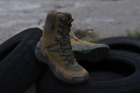 Берцы тактические Vaneda 1192-1 мембрана DryTex нубук хаки